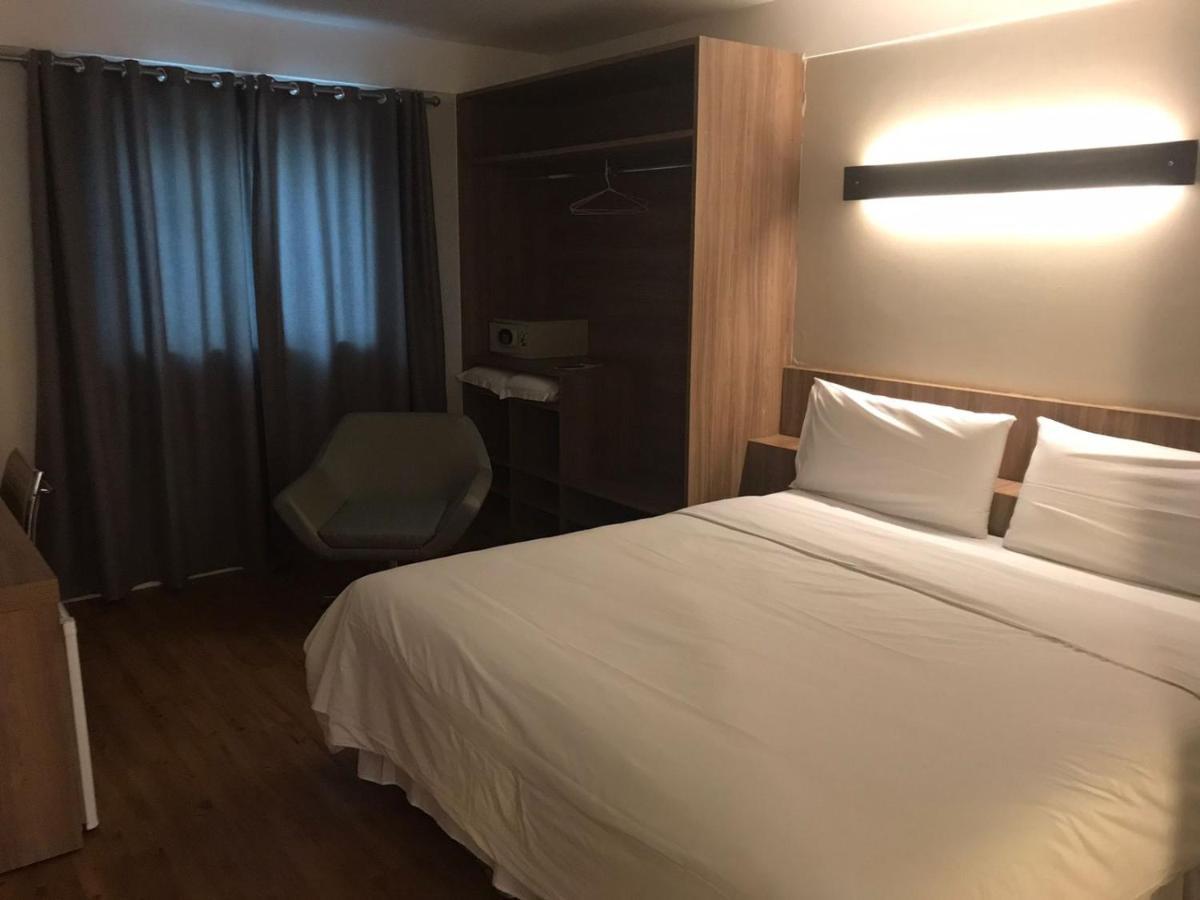 Delmond Hotel Cuiabá Dış mekan fotoğraf