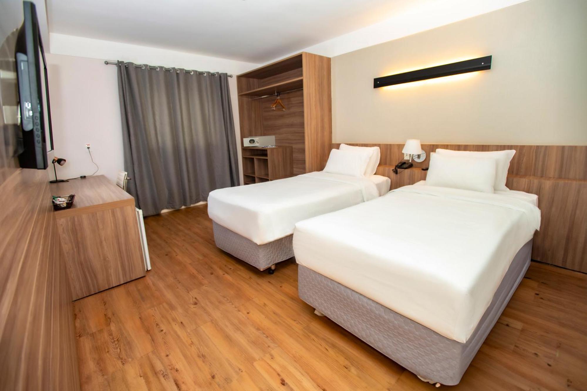 Delmond Hotel Cuiabá Dış mekan fotoğraf