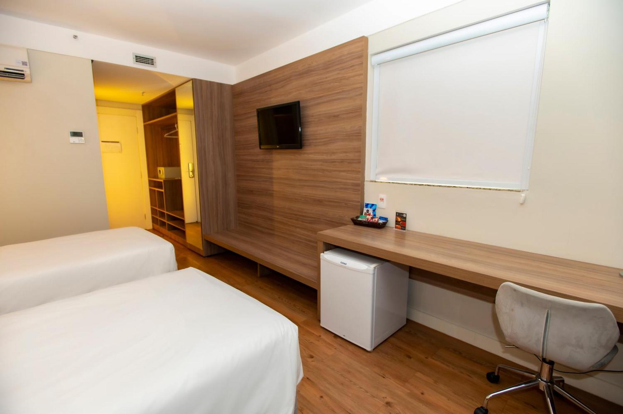 Delmond Hotel Cuiabá Dış mekan fotoğraf